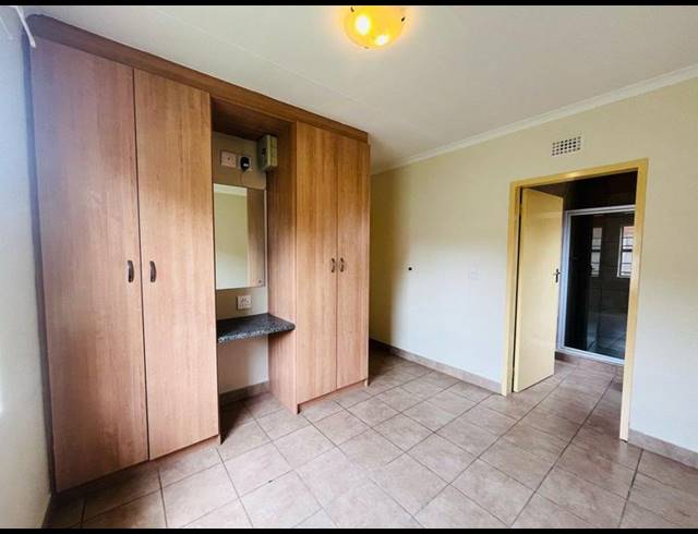 3 BEDROOM HOUSE FOR SALE IN THATCH HILL ESTATE